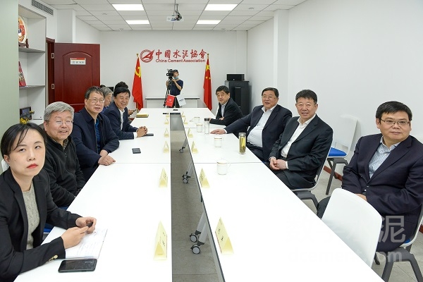 高登榜、王誠一行到訪中國水泥協會