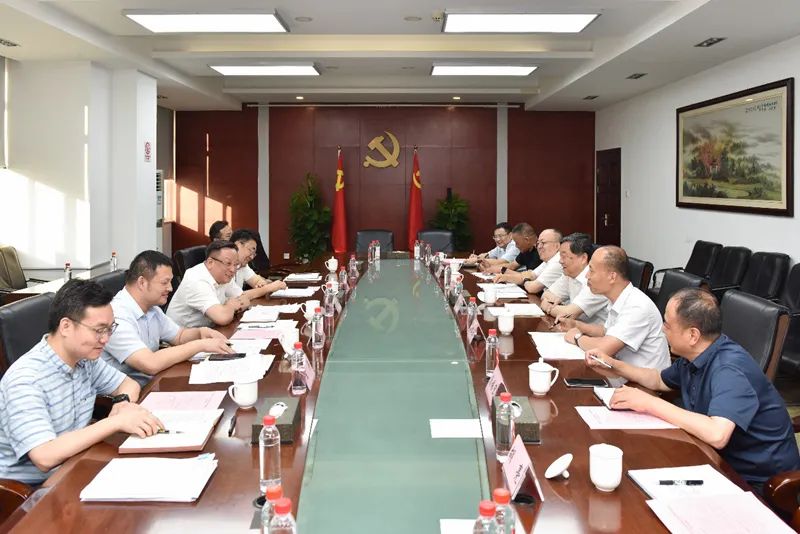 中國水泥協會會長高登榜赴湖南省工信廳座談交流